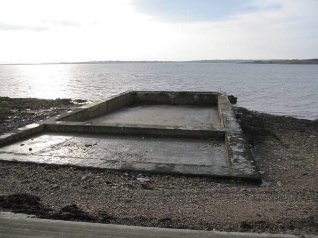 Waiting for high tide for a swim.